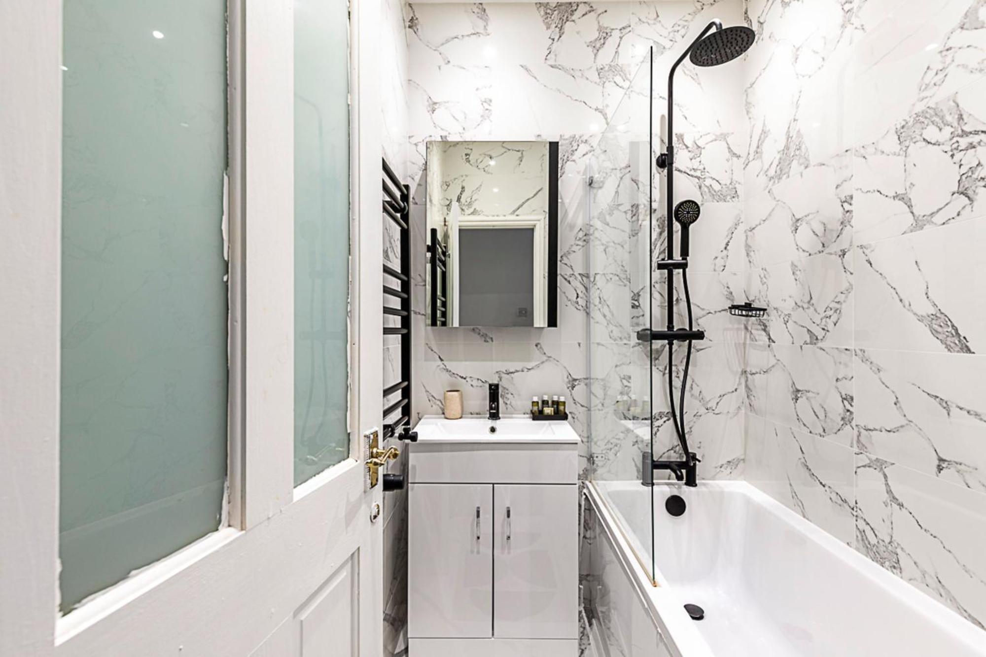 Stylish Hideaway Flat At Milton Park Highgate