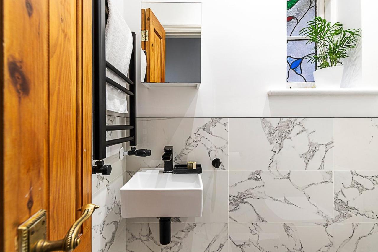 Stylish Hideaway Flat At Milton Park Highgate Appartamento *